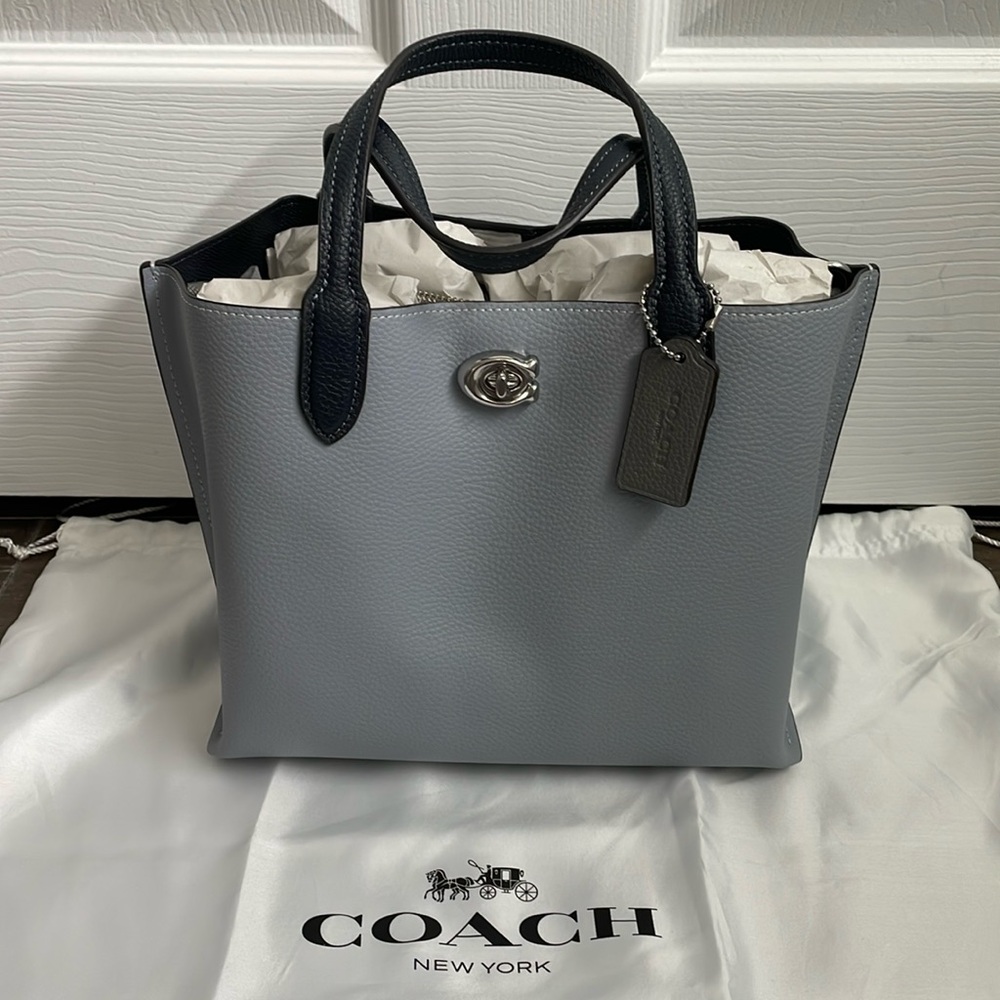 Coach Willow Tote 24